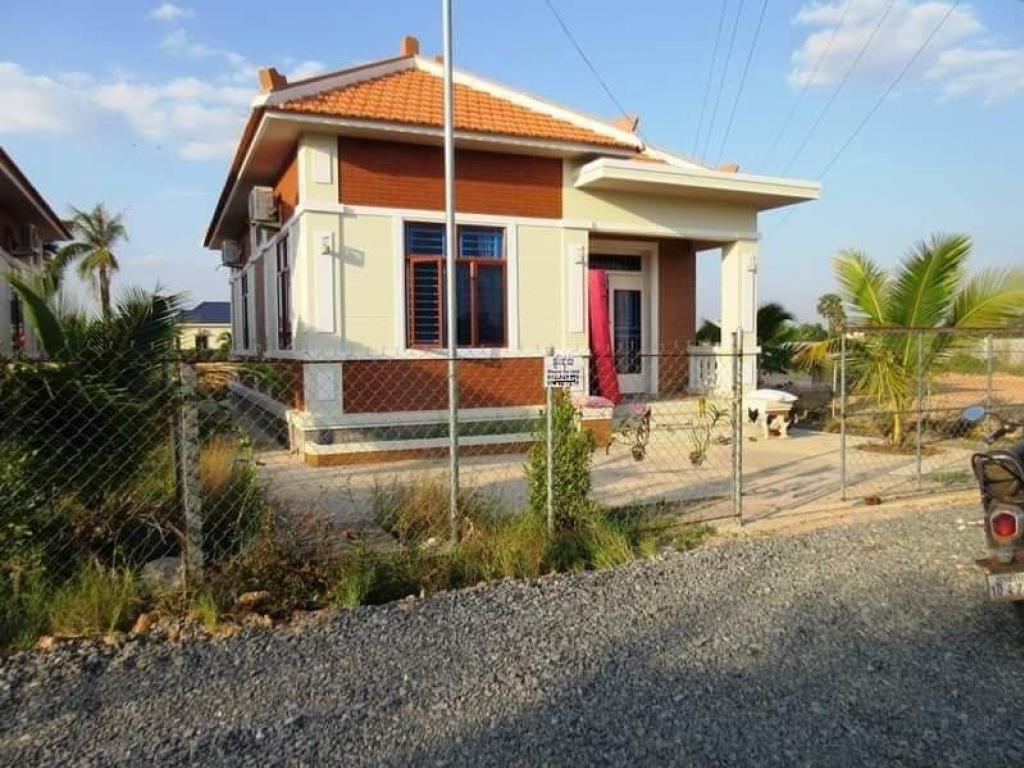 Villa For Rent in Kampot