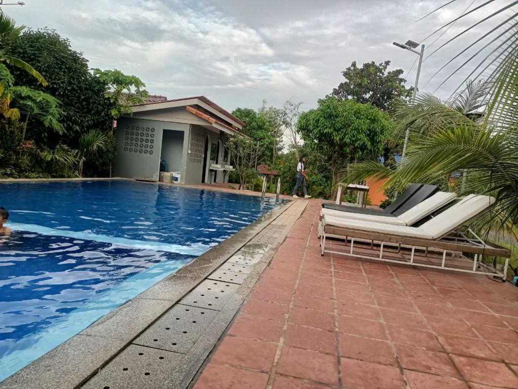 Bungalow For rent in Kampot