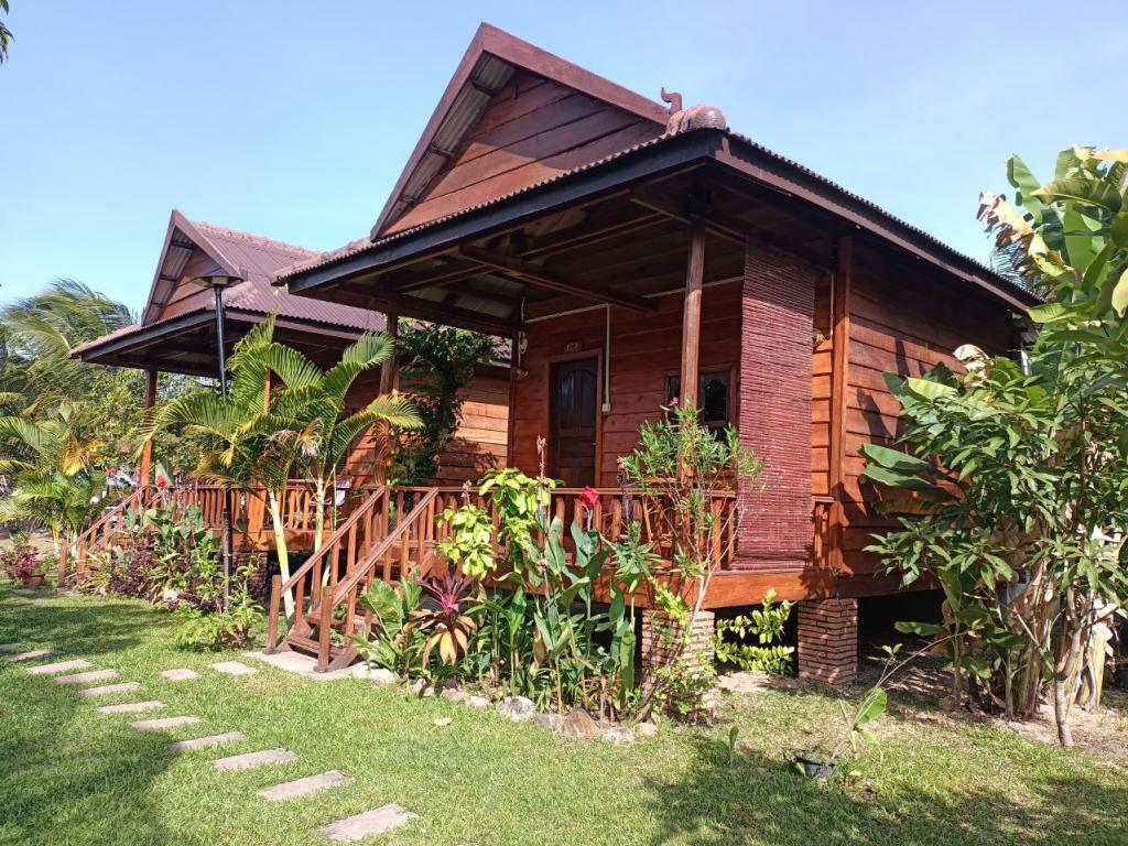 Bungalow For rent in Kampot