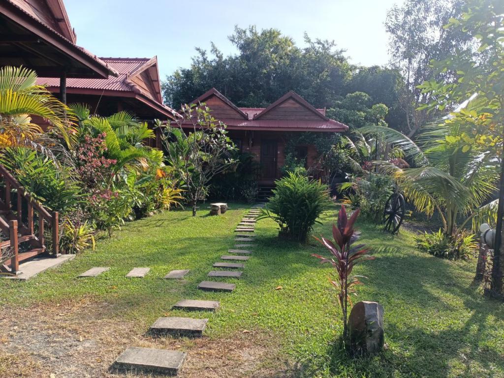 Bungalow For rent in Kampot