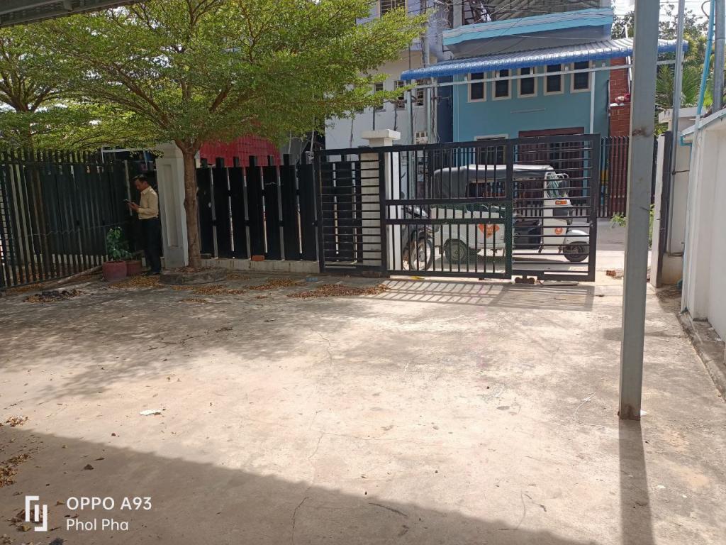 House For Rent in Kampot